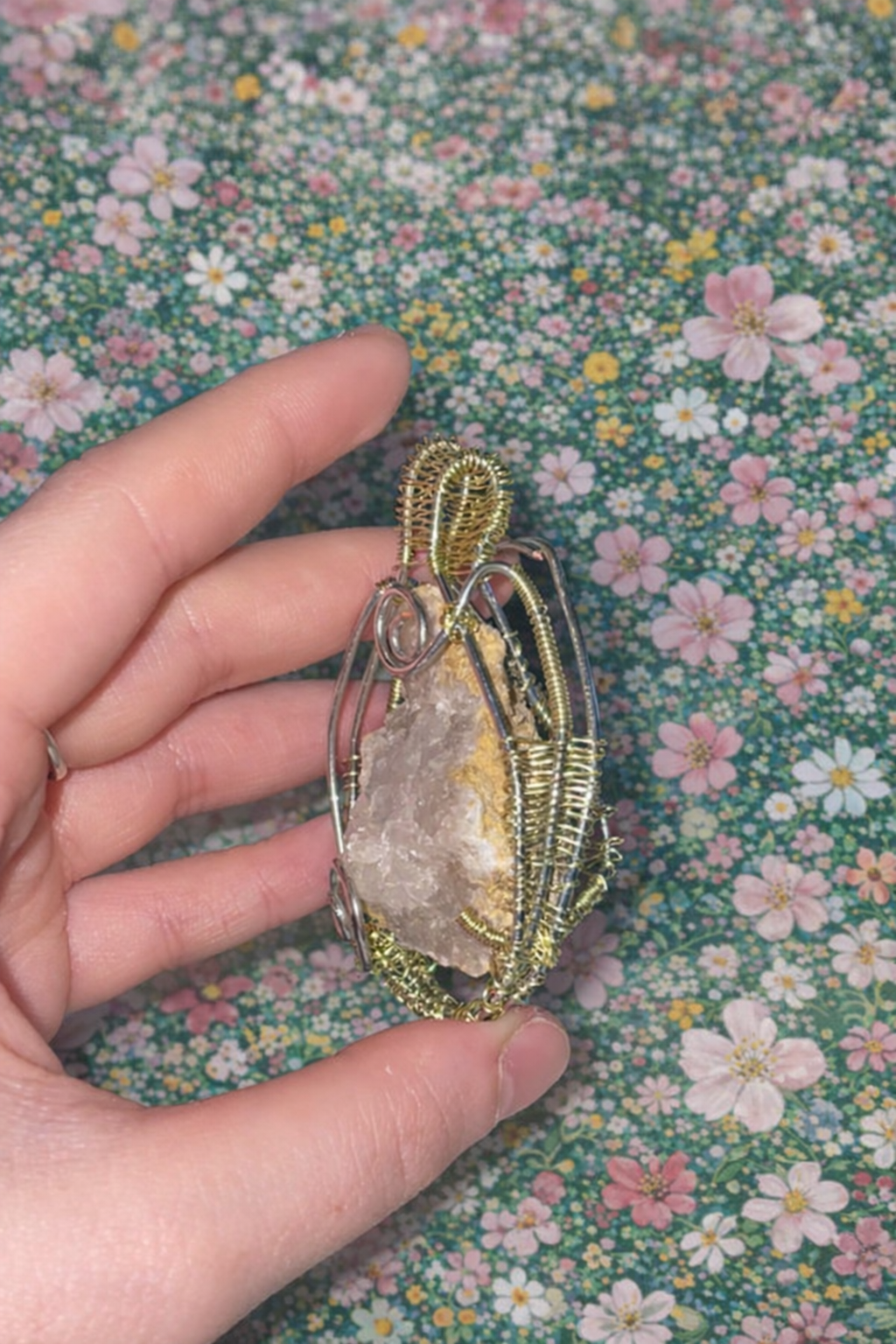 quartz pendant